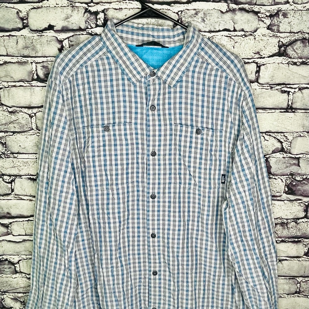 North Face Shirt Mens XL Long Sleeve Lightweight Plaid Pockets Vented Fish